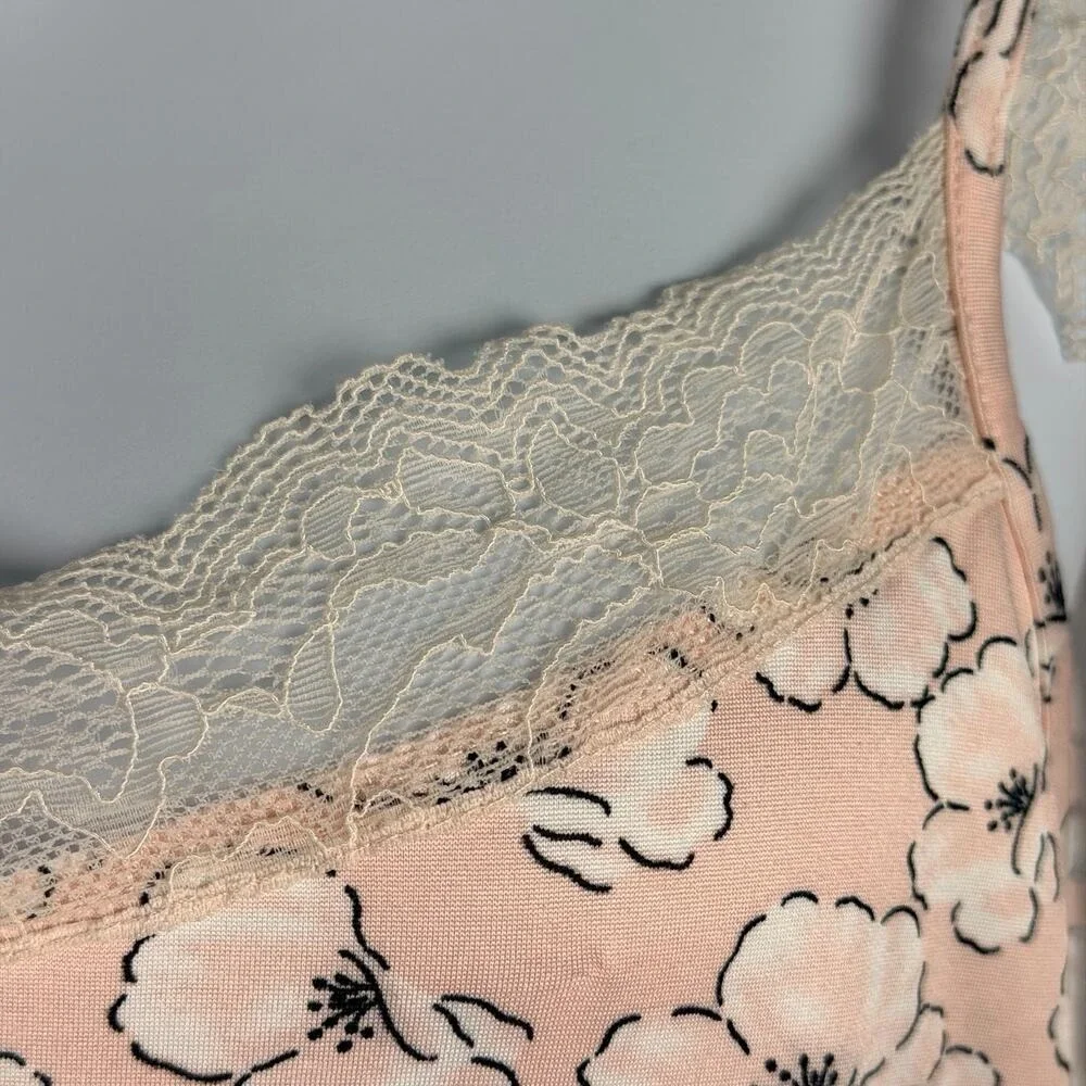 Nanette Lepore bust 36